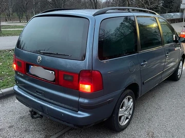Авто Volkswagen Sharan 2004 № 8401385