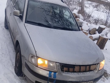 Авто Volkswagen Passat Variant 2000 № 8401493