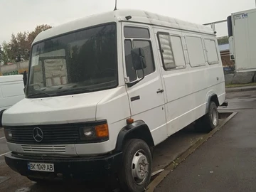 Авто Mercedes Mb 1995 № 8401575