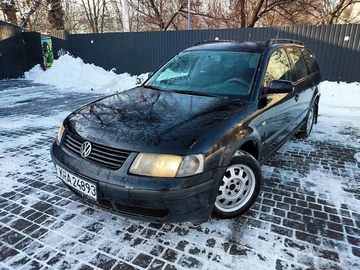 Авто Volkswagen Passat Hatchback 1999 № 8401584