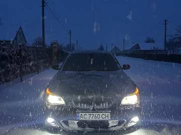 Авто BMW 5 Серия 2004 № 8401637