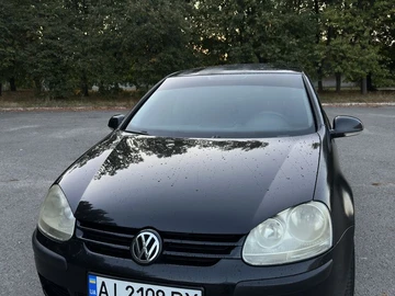 Авто Volkswagen Golf 2004 № 8401659