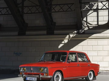 Авто ВАЗ 2103 1980 № 8401673
