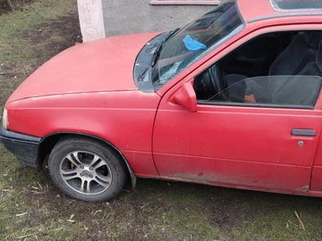 Авто Opel Kadett 1987 № 8401677