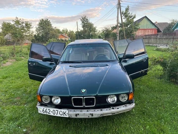 Авто BMW 7 Серия 1992 № 8401792