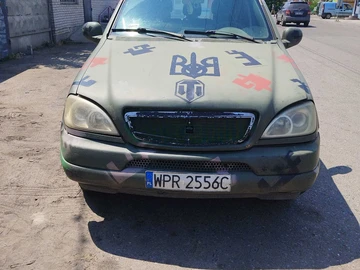 Авто Mercedes Ml Серия 2000 № 8401860