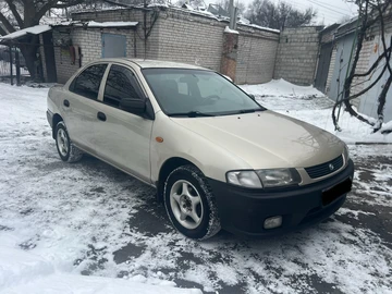 Авто Mazda 323 1998 № 8401948