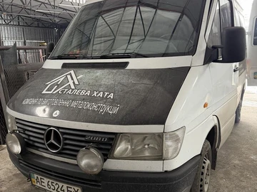 Авто Mercedes Mb 1998 № 8402326