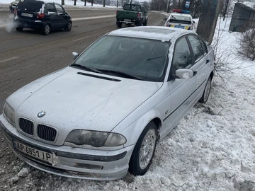 Авто BMW 3 Серия 1999 № 8402359