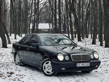 Авто Mercedes E Серия 1996 № 8402387