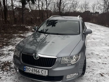 Авто Skoda Superb 2012 № 8402393