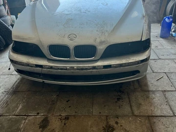Авто BMW 5 Серия 2002 № 8402402
