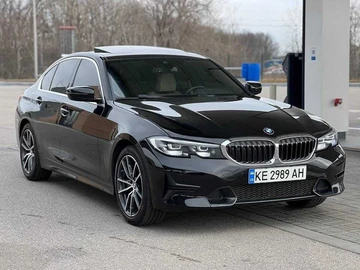 Авто BMW 3 Серия 2019 № 8402408