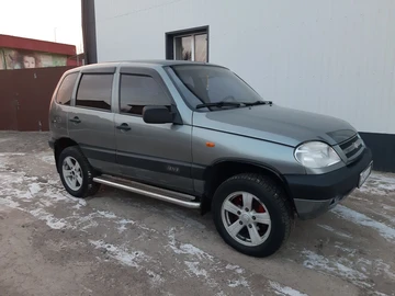 Авто Chevrolet Niva 2006 № 8402703