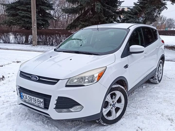 Авто Ford Escape 2013 № 8402712