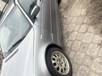 Авто BMW 3 Серия 2003 № 8402714