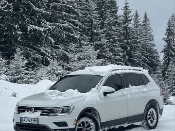 Авто Volkswagen Tiguan 2019 № 8402885