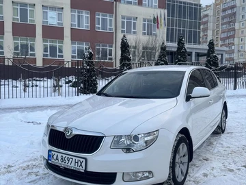 Авто Skoda Superb 2013 № 8402926
