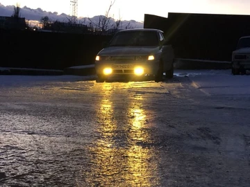 Авто ВАЗ 2112 2002 № 8403343
