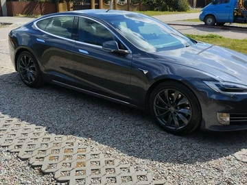 Авто Tesla Model S 2018 № 8403380