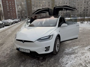 Авто Tesla Model X 2016 № 8403403