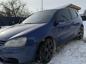 Авто Volkswagen Golf 2005 № 8403446