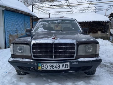 Авто Mercedes 300 1983 № 8403479