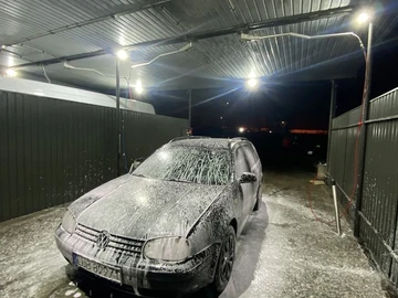 Авто Volkswagen Golf 1999 № 8403584