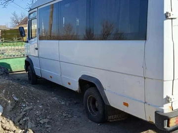 Авто Mercedes 8 1993 № 8403622