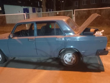 Авто ВАЗ 2107 2004 № 8403869
