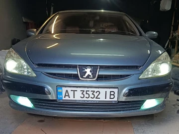 Авто Peugeot 4007 2004 № 8403879