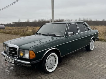 Авто Mercedes W123 1983 № 8404058