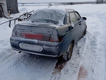 Авто ВАЗ 2110 2000 № 8404184