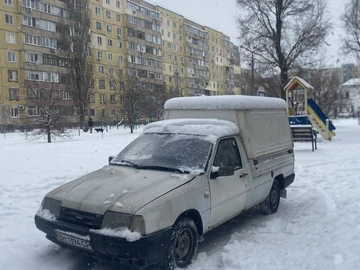 Авто ВАЗ 11113 Oka 2002 № 8404240