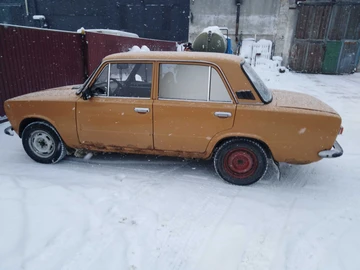 Авто ВАЗ 2101 1980 № 8404302
