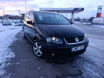 Авто Volkswagen Touran 2008 № 8404422
