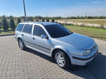 Авто Volkswagen Golf 2000 № 8404496