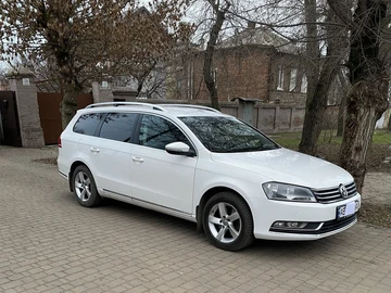 Авто Volkswagen Passat Variant 2011 № 8404676