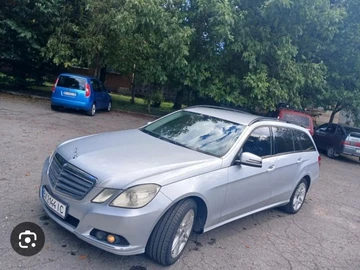 Авто Mercedes 220 2010 № 8404700