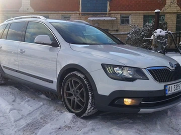 Авто Skoda Superb 2014 № 8404710