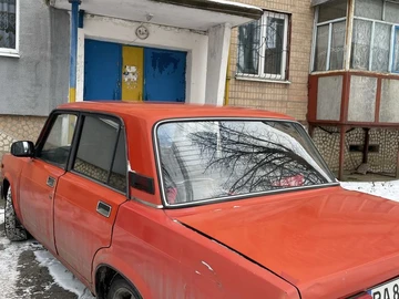Авто ВАЗ 2107 1991 № 8404777