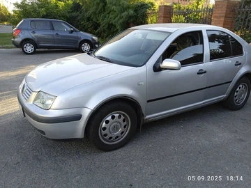 Авто Volkswagen Bora 2001 № 8404832