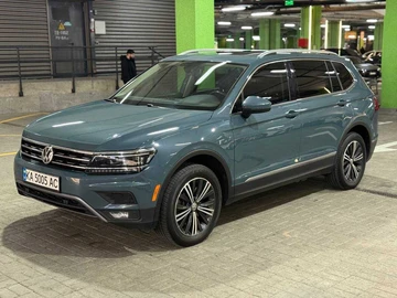 Авто Volkswagen Tiguan 2019 № 8404874