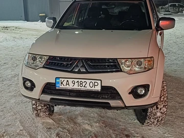 Авто Mitsubishi Pajero Sport 2013 № 8404950