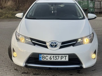 Авто Toyota Auris 2014 № 8404998