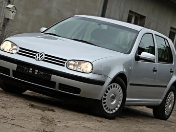 Авто Volkswagen Golf 2001 № 8405047