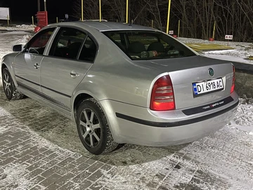 Авто Skoda Superb 2005 № 8405099