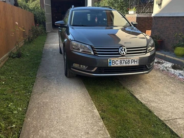 Авто Volkswagen Passat Variant 2013 № 8405145