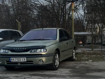 Авто Renault Laguna 2000 № 8405146