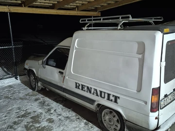 Авто Renault Rapid 1991 № 8405390